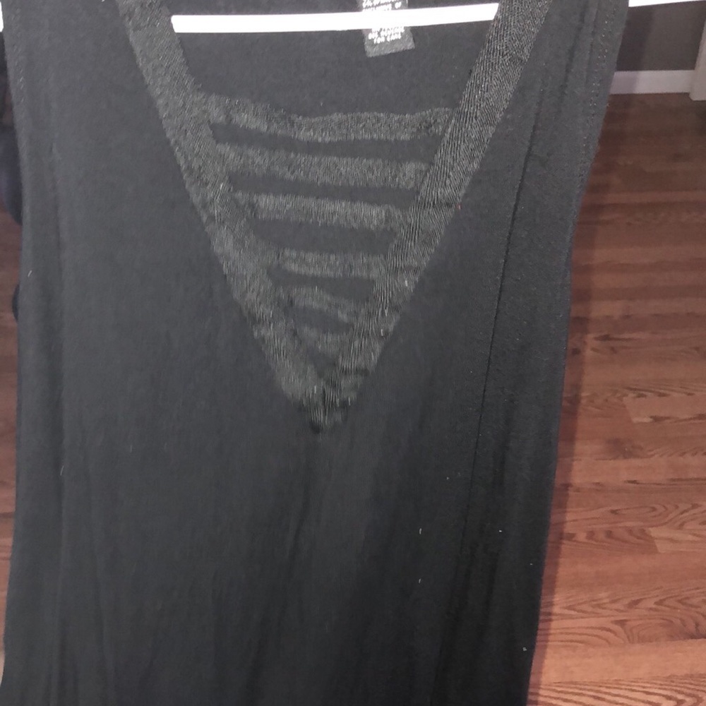 Tank top bundle - Picture 5 of 6